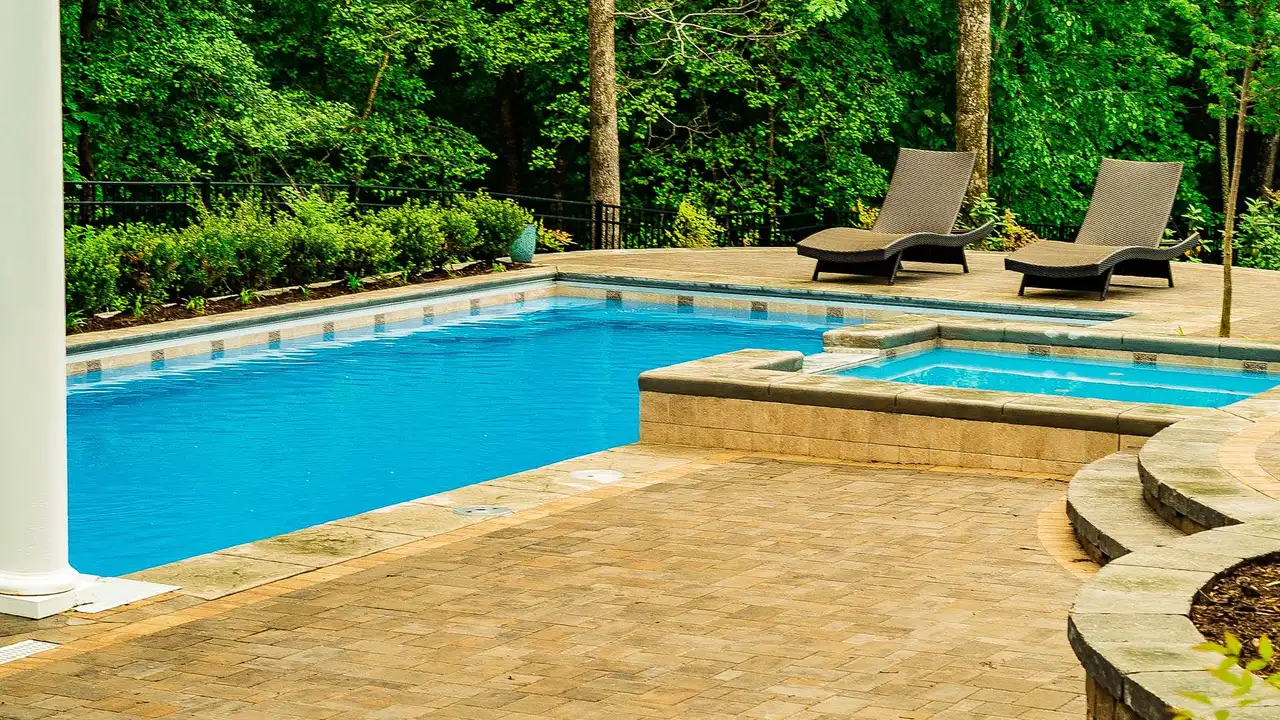 Pool With Spa & Tile Decking